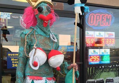 Artist Aaron Shepard, Bearded and Shucked, Photo by Laura Henkel